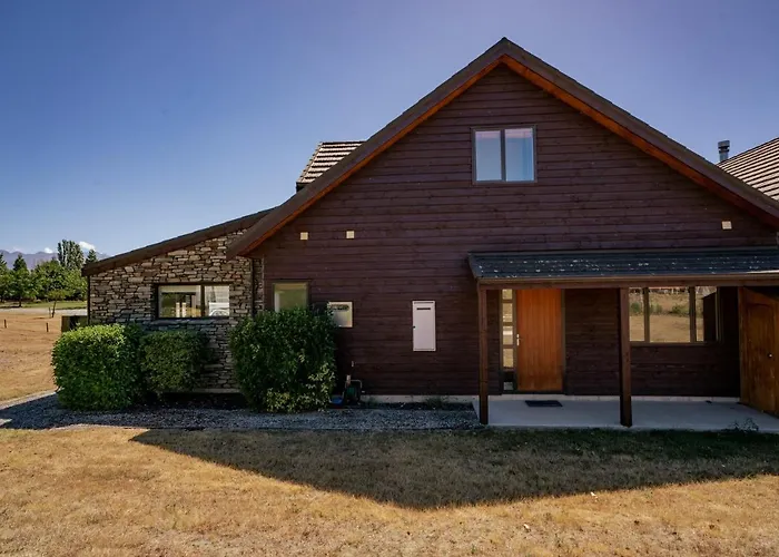 Heritage 10 - * Wanaka
